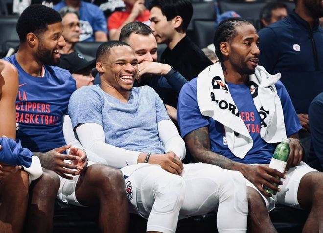 职业桌上 职业桌上